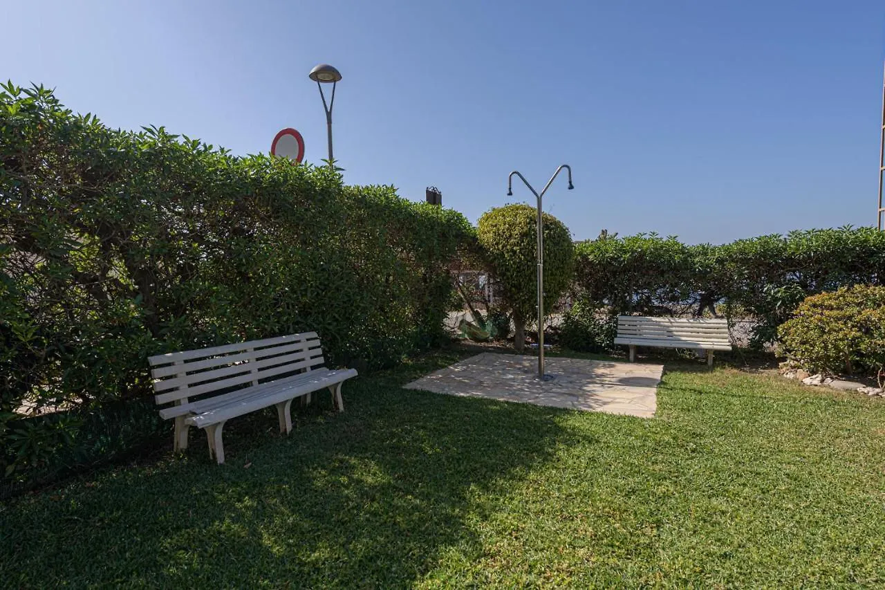 Wintowinrentals Amazing Front Sea View & Relax 托雷德本纳贾尔邦