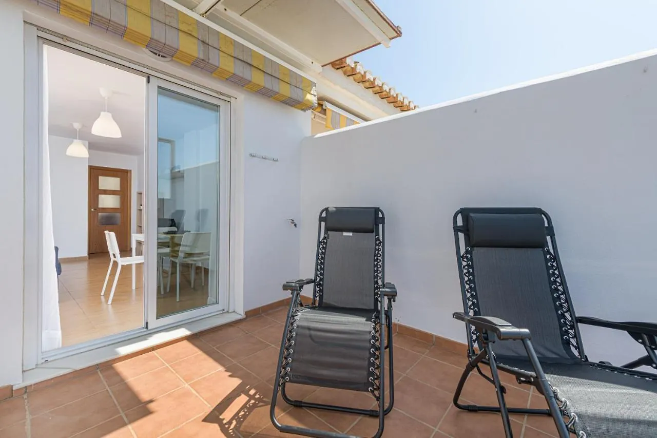 Wintowinrentals Amazing Front Sea View & Relax 托雷德本纳贾尔邦 0*,  西班牙