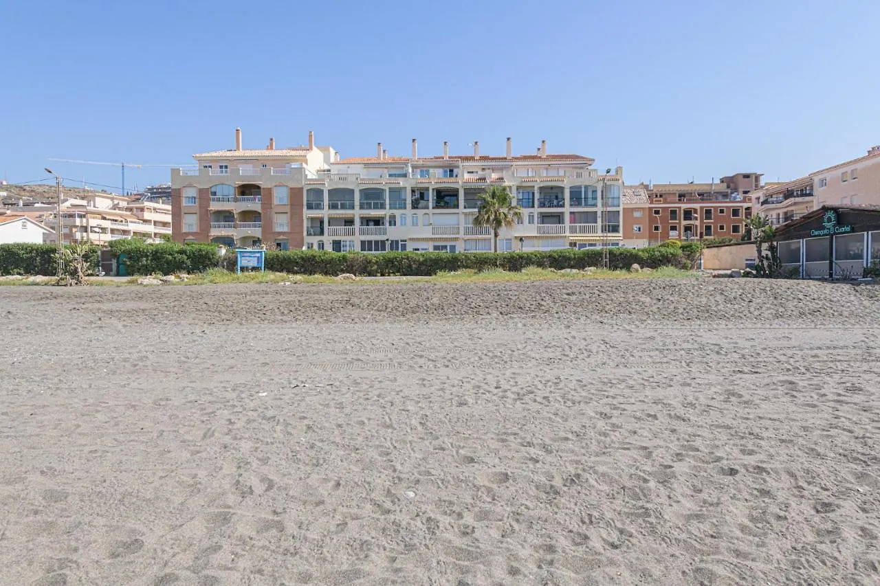 Wintowinrentals Amazing Front Sea View & Relax 托雷德本纳贾尔邦 公寓